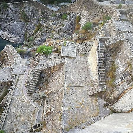Pensjonat El Egio Cervera de Buitrago Zewnętrze zdjęcie